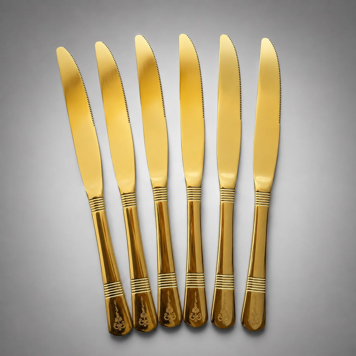 Gold Dinner Knives Set