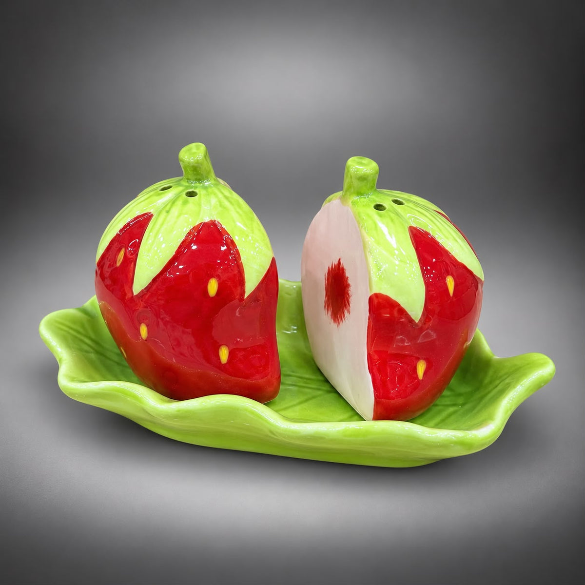 Strawberry Salt & Pepper Set
